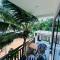 Coconut Palm beach restaurant and rooms - 迪克韦勒