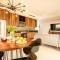 Prime 2BR Condo, Rooftop Pool and Gym - 巴亚尔塔港
