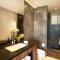 Prime 2BR Condo, Rooftop Pool and Gym - 巴亚尔塔港