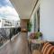 Prime 2BR Condo, Rooftop Pool and Gym - 巴亚尔塔港