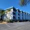 Savannah Beach and Racquet Club 304A by Tybee Beach Vacation Rentals - Taйбі-Айленд