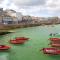 St Ives apartment less than 5 minutes walk to beach parking available - St. Ives