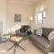 Dalton Cottage - Dreamy Retreat in Lush Gardens