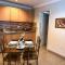 El Patio Suites