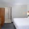 Holiday Inn Express & Suites Lexington Midtown - I-75 by IHG