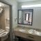 Days Inn & Suites by Wyndham Tuscaloosa - Univ. of Alabama - توسكالوسا