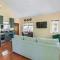 Maple Treehouse Cabin - Rustic Luxury Near Asheville - Marshall