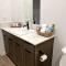 Luxurious 2BR 2BA Modern Getaway - Bakersfield