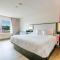 Ramada by Wyndham Kingston Ramada by Wyndham Kingston