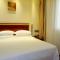 GreenTree Inn Shandong Qingdao Development District SDUST Express Hotel Foto: GreenTree Inn Shandong Qingdao Development District SDUST Express Hotel