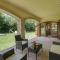 Cozy Apartment In Avigliano Umbro