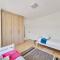 Family fun-sea,sand,surf convenience-pool, balcony - 开普敦
