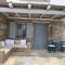 Relax Joy Villa - Easy Beach Access 150m Away