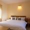 Pet-Friendly mountain view 2 bedroom cottage C1