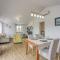 Family Apartment Marea