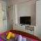 Top Apartment Sunny day Split