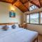 Pet-Friendly 2BR cottage w mountain view C4