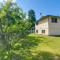 6 Mi to Dtwn Bright and Airy Anchorage Getaway!