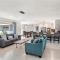 Casa Di Amici - Canal & Pool Home close to AMI! - 布雷登顿