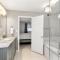 Casa Di Amici - Canal & Pool Home close to AMI! - 布雷登顿