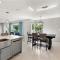 Casa Di Amici - Canal & Pool Home close to AMI! - 布雷登顿