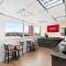 Red Roof Inn Berea - بيريا