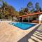 Casa de campo com Wi-Fi, piscina e churrasqueira - Itapevi