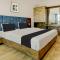 Hotel Mukund WhiteHome Urban Silverkey Near Prem Mandir -
