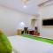 Hotel Mukund WhiteHome Urban Silverkey Near Prem Mandir -