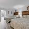 Coastal Suite Renovated with Oceanfront Charm - Myrtle Beach