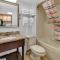 Coastal Suite Renovated with Oceanfront Charm - Myrtle Beach