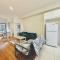 Mt Waverley Spacious 2br2ba Parking Wifi Balcony