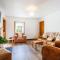 Mikes 3-bedroom Countryside Cottage