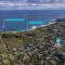 Aqua Luna - Stylish Retreat by Koonya Ocean Beach