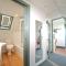 2 Bedroom Self Contained Apartment With Spa