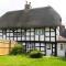 Applecott - 2 bedroom Thatched cottage close to Stonehenge - Upavon