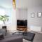 Stylish Cosy Two Bed Apartment - Coast Location