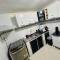 Casa 4/4(Amplos), Cond. fechado com piscina-150m2 - سلفادور