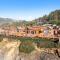 Ocean Front Cabin 15, Jacuzzi & Sensational Views