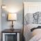 4 Bdrm, 3ba,fire Pit, Grill, 1 Block To Tu