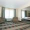 Wingate By Wyndham - Orlando International Airport- Free Hot Breakfast