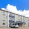 SureStay Hotel by Best Western Groves