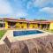 Recanto com piscina Aquecida e uma bela vista - 伊比乌纳