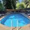 Lovely Tudor Home With Pool & Spa Near Russian River - جيرنفيل