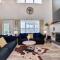 POCONOS BRAND NEW LAKEFRONT Oasis 1 ACRE, HOTTUB GAMEROOM FIREPITS TALK ABOUT PRIVACY