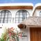 Chic Designer 1 BR villa with pool