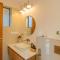 ELIVAAS 3 BHK with Pvt outdoor Pool - Mirai Gemini