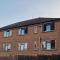 Millmead Apartment in central Guildford with parking