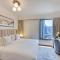 Stylish 2BR Apt just minutes from Beach - Дубай