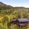 Mountain cabin with a view and hot tub - Øverland